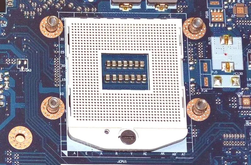 Сокет fs1. Fs1r2 сокет. Socket fs1. AMD Socket fs1r2. Pga988 сокет.