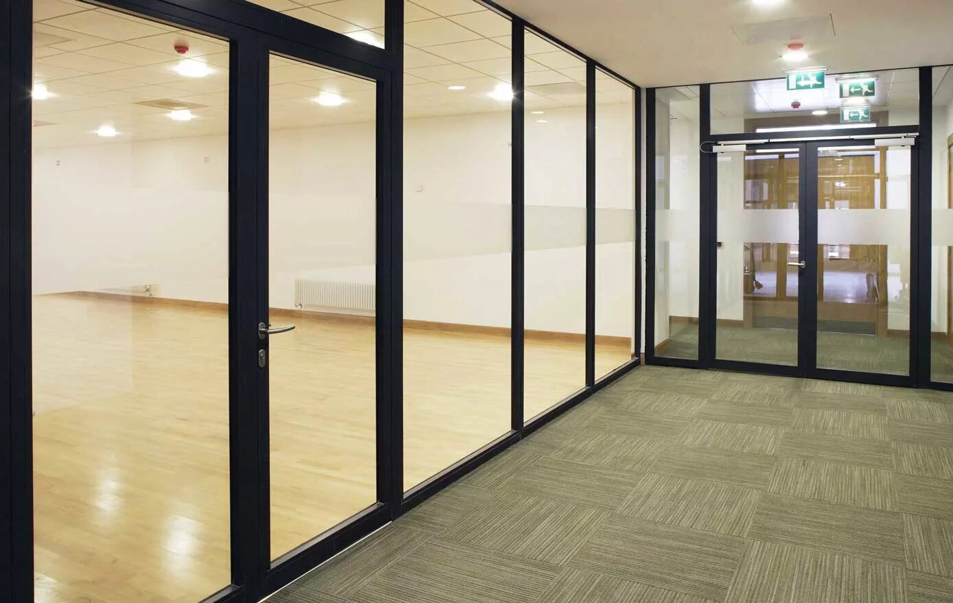 Несгораемые перегородки. Несгораемые перегородки. Несгораемые перегородки. Перегородка противопожарная светопрозрачная eiw 30. Несгораемые перегородки.