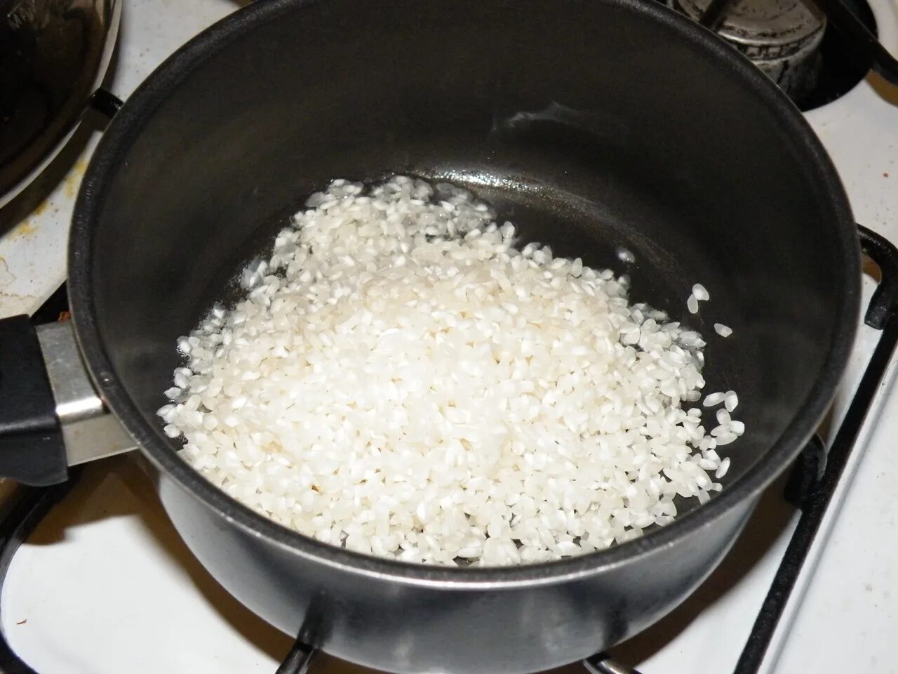 Готовка риса. Вареный рассыпчатый рис. Варка риса круглозерного. Рис отварная.