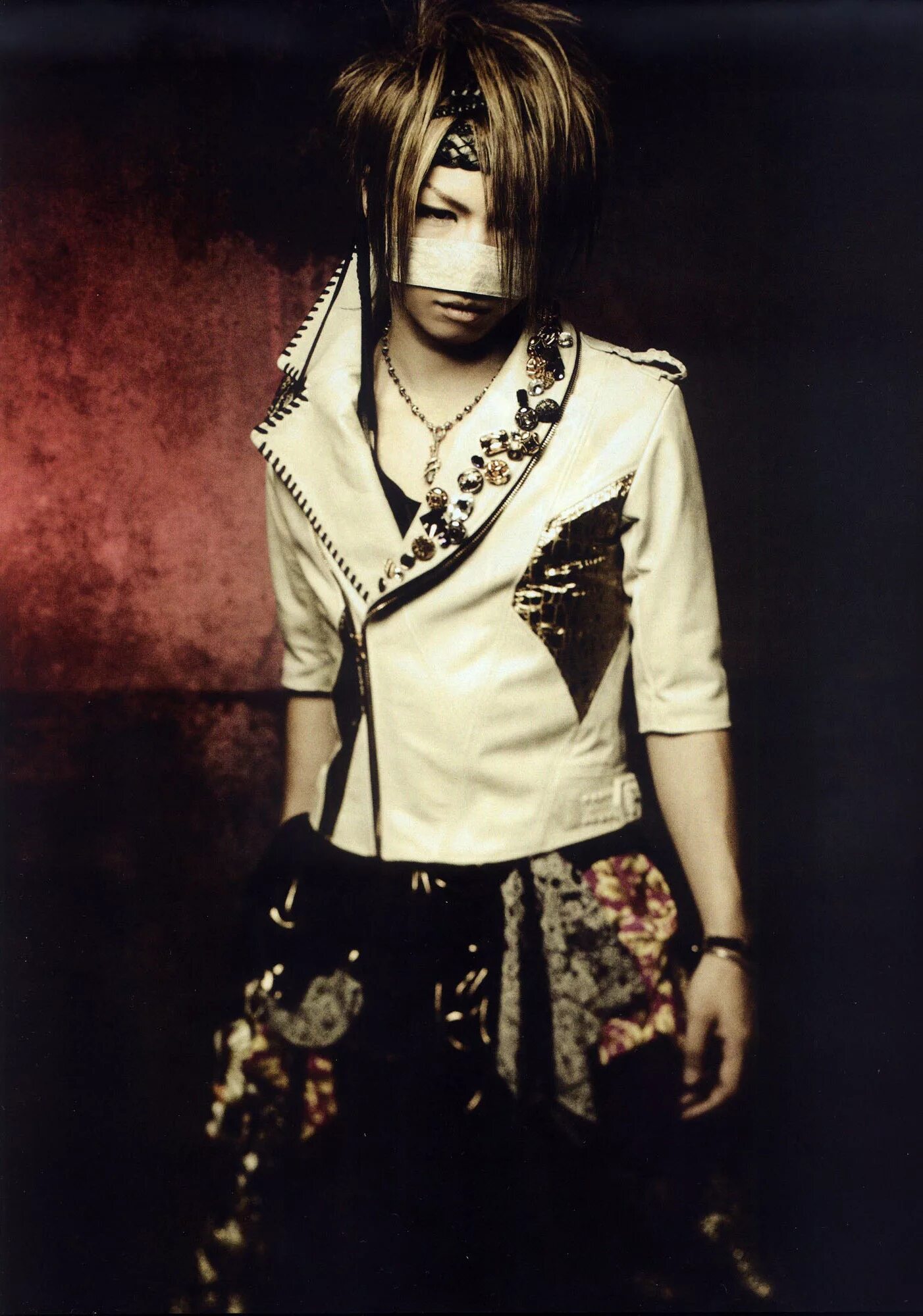 Рейта the gazette умер. The Gazette Aoi 2006. Рейта мидзухара. Reita the Gazette. Reita the Gazette 2004.