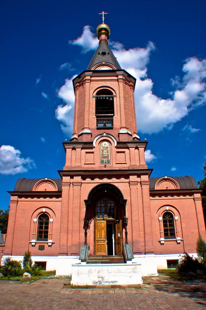 храм святого великомученика димитрия солунского в коломягах. церковь димитрия солунского в коломягах. в коломягах храм дмитрия солунского. храм вмч димитрия солунского в восточном. цыпино храм димитрия солунского интерьер.
