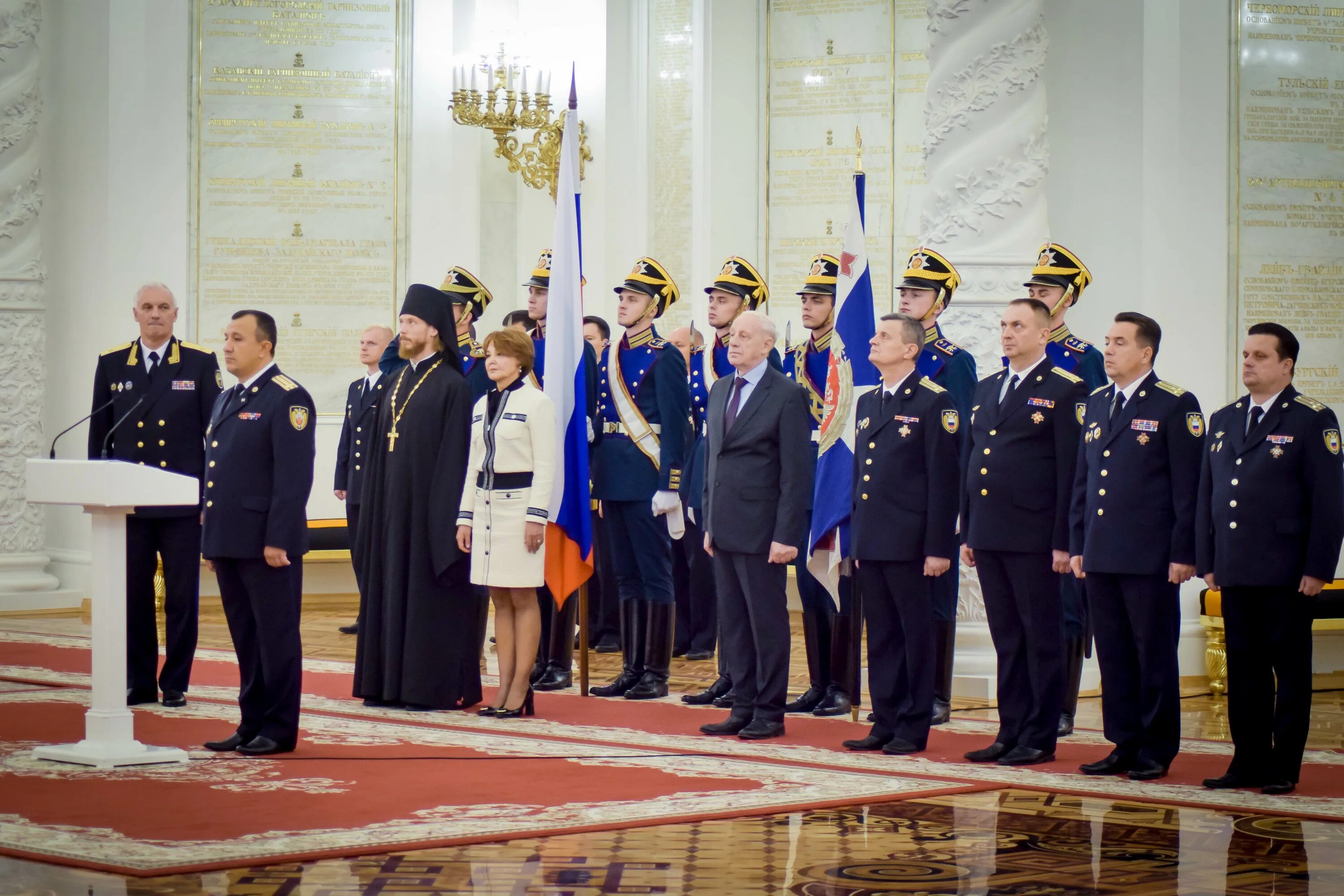 Фсо президентского полка. ФСО президентский полк. Президентском полку ФСО России.. Служба коменданта Московского Кремля ФСО. Офицер президентского полка.