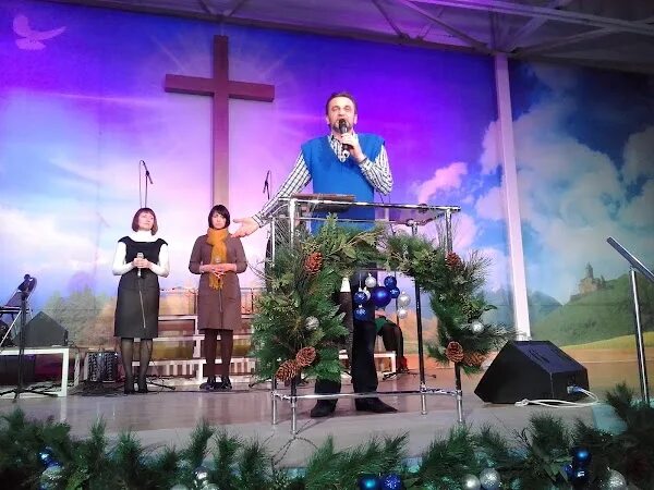 Церковь христа спасителя ростов. Спасителя ростов ростов. Спасителя ростов ростов. Храм христа спасителя в ростове на дону православный. Церковь на мадояна в ростове на дону.