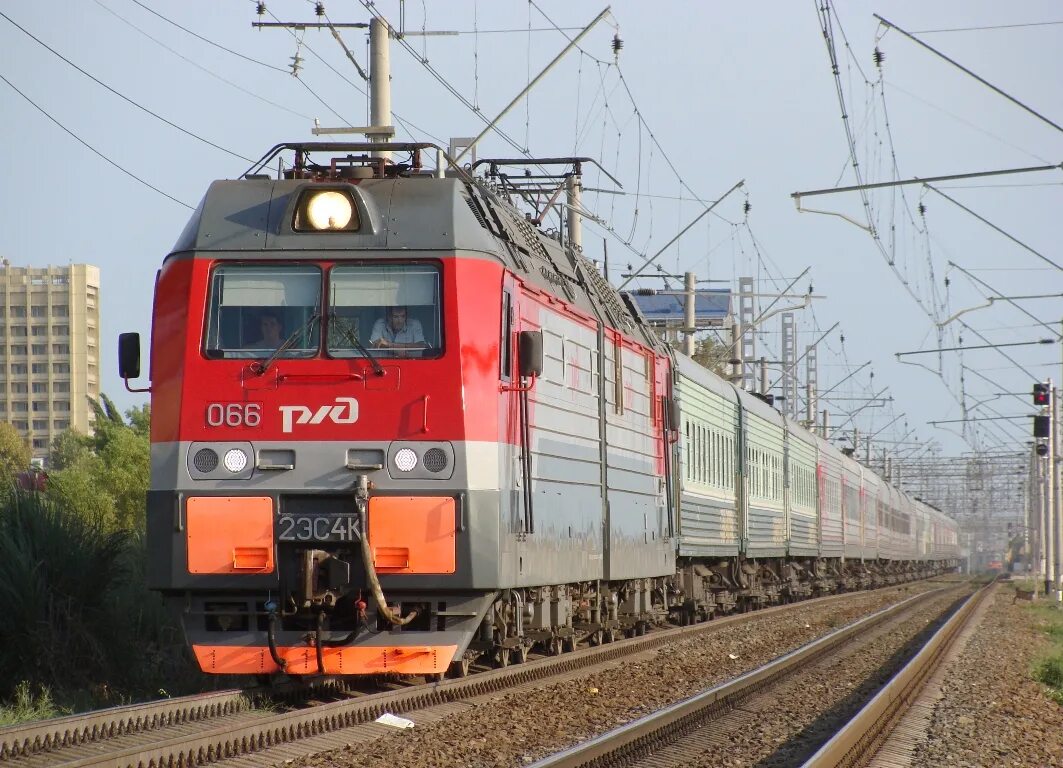 Дончак электровоз. 2к 4. The crew 2 супра. 2к 4. Обои на 2 монитора машины.