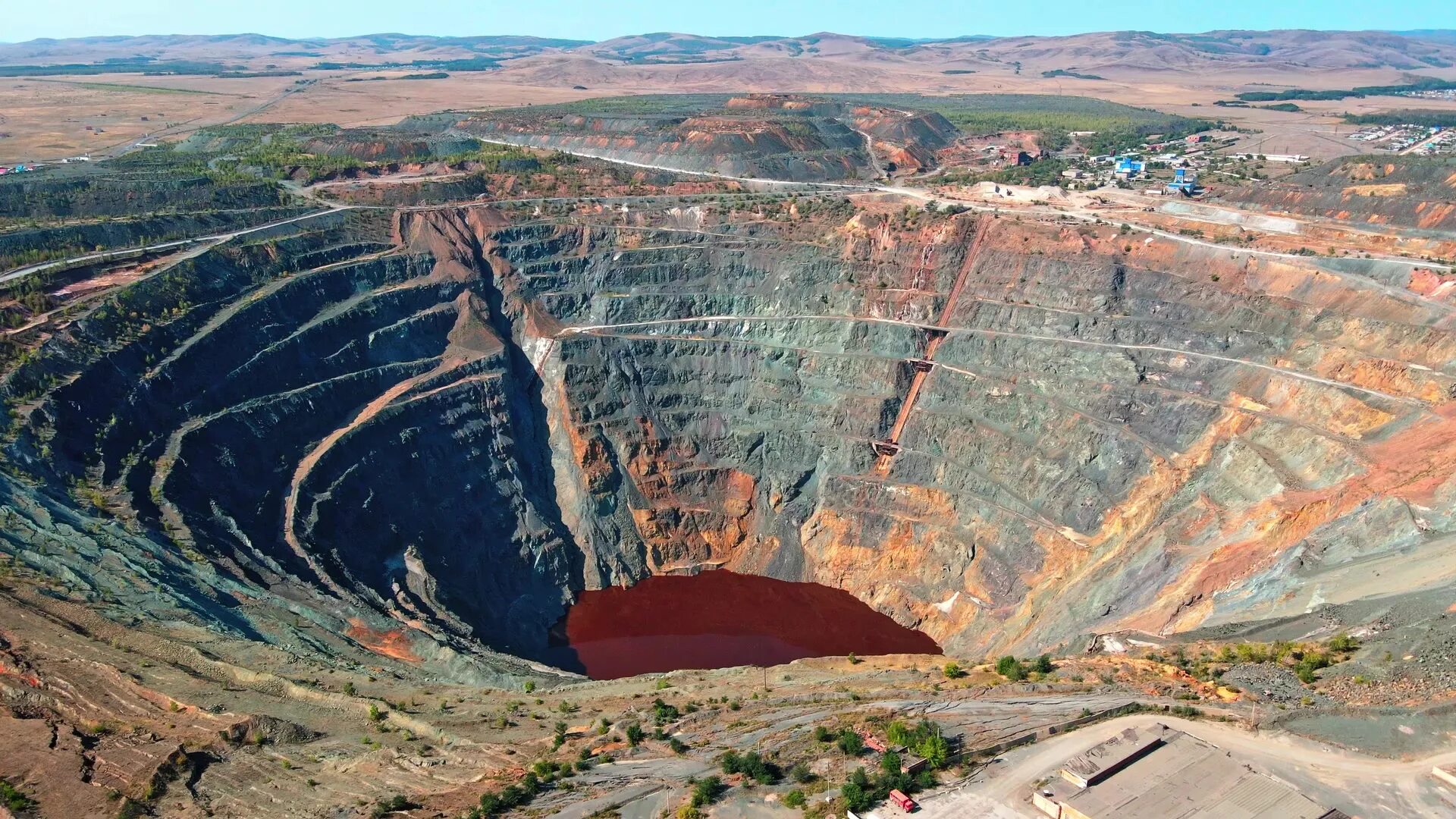 : карьер сибайского рудника. Сибайский карьер с высоты птичьего полета. Сибайском карьере. Сибайский карьер (г. Город сибай карьер.