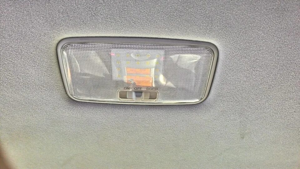 Ремонт Тойота Камри Замена лампочек накаливания Toyota Camry
