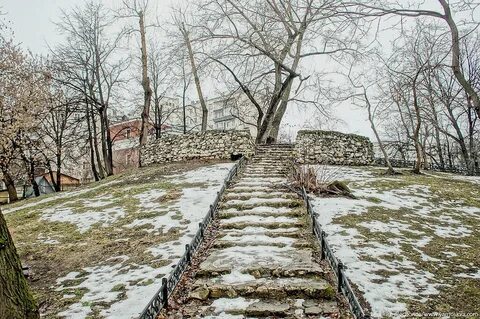 Грот в саду имени баумана
