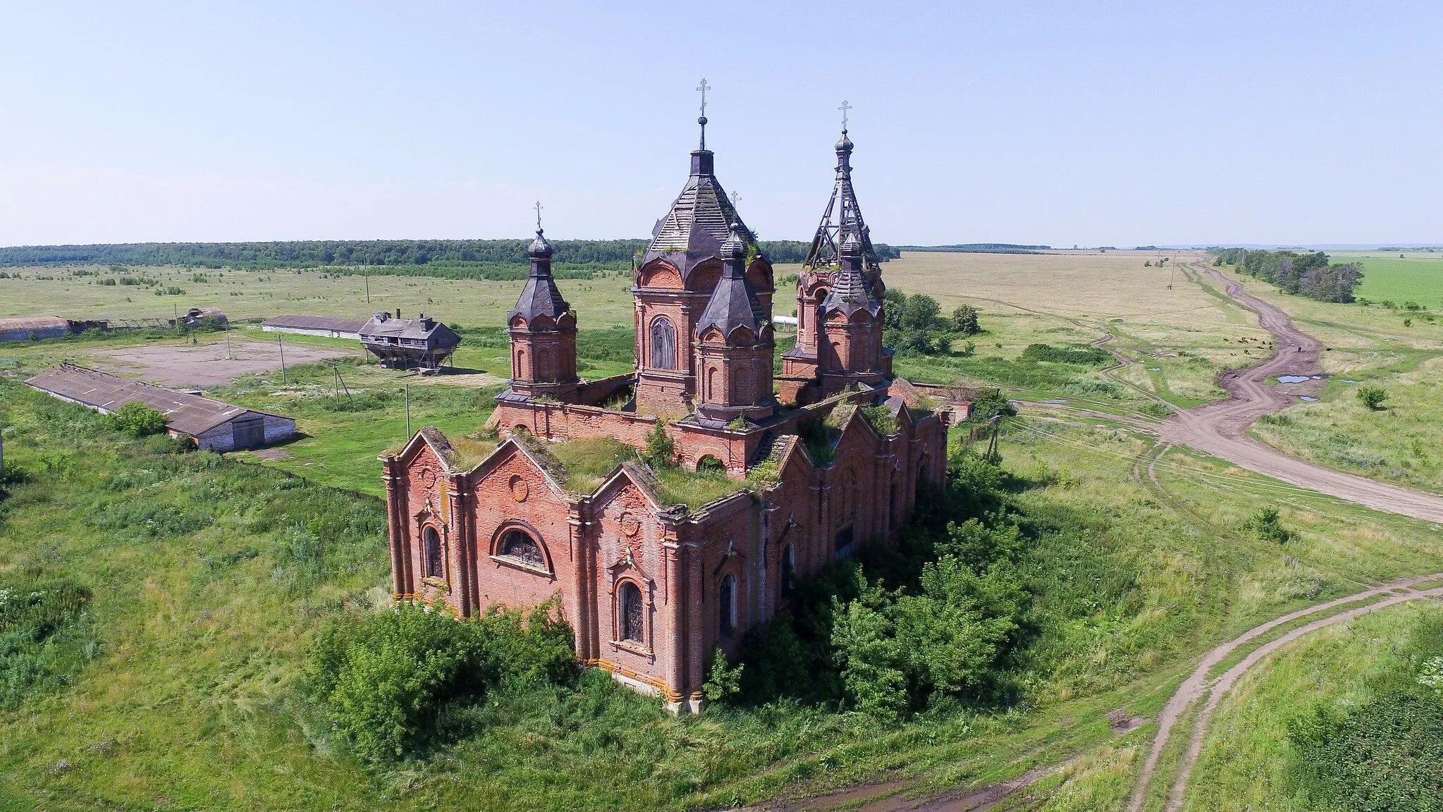 Село волостниковка ульяновская. Танкеевка церковь троицы живоначальной. танкеевка татарстан. танкеевка ульяновская область. казанская церковь бекетовка.