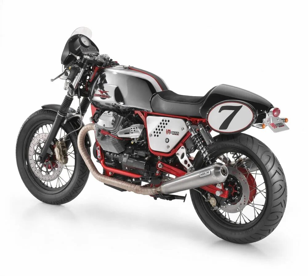 Какие модели мотоциклов. Moto Guzzi v7 Racer. Мотоцикл Moto Guzzi v7. Мото Гуцци v7 850. Moto Guzzi v7 Cafe Racer.