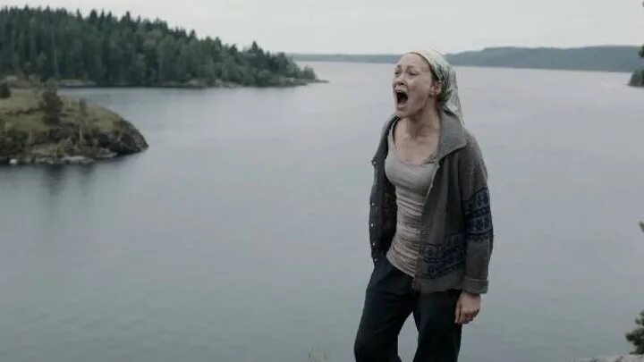 7 руна 5. Кожаный браслет руна райдо. 07 амулет. Мадянов седьмая руна. Руны из титана.