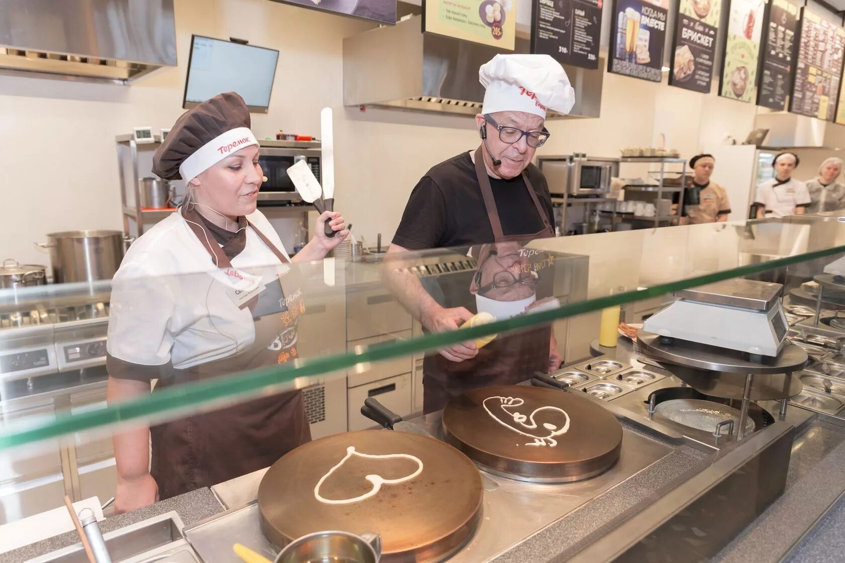 Помощника повара без опыта москва