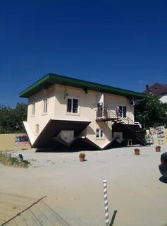 Дом вверх дном кабардинка