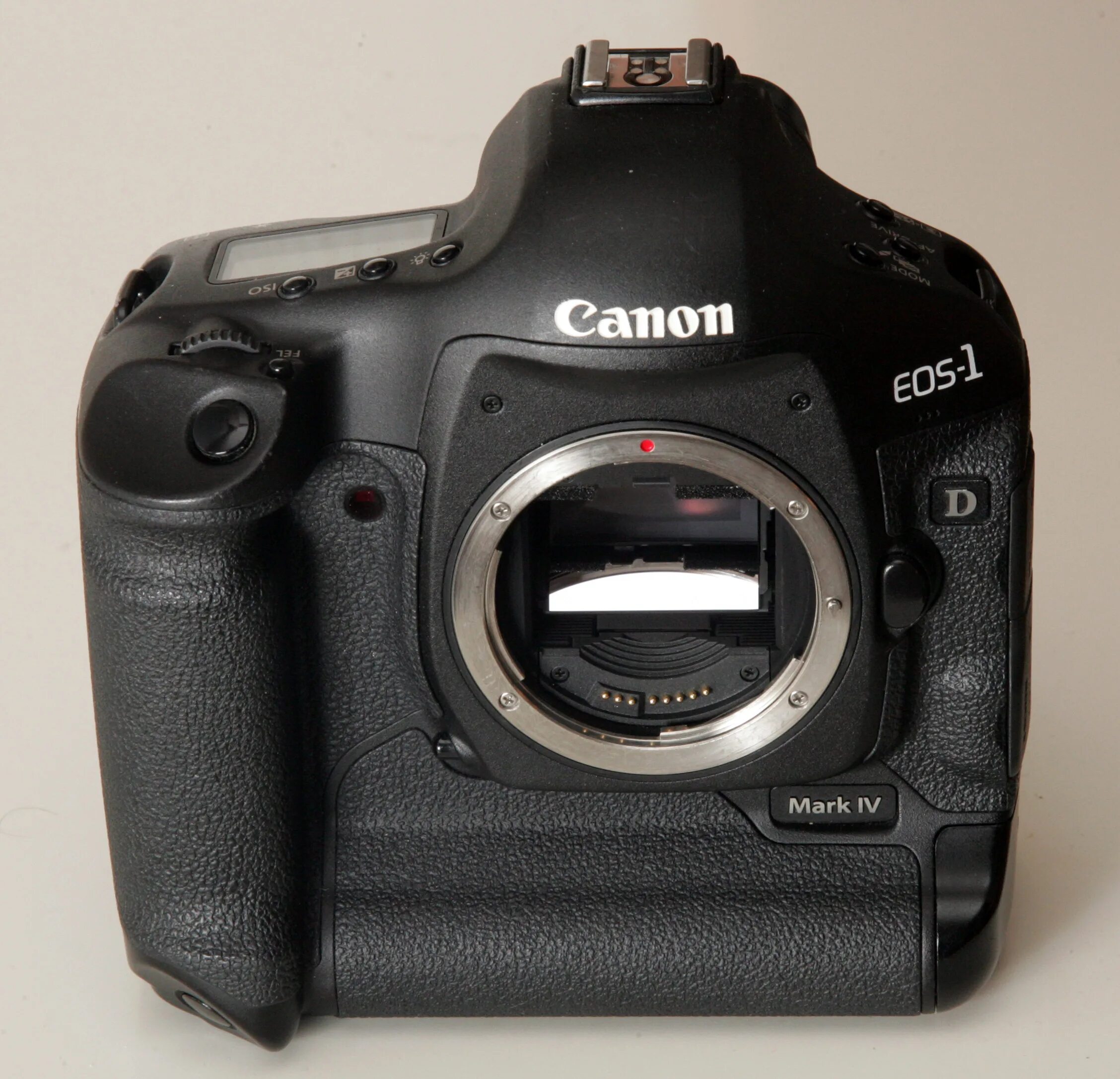 Canon eos 1d mark. Canon EOS 1dx Mark II. Canon 1d 2001. Canon EOS 1d 2001. Canon EOS 1d Mark II N.