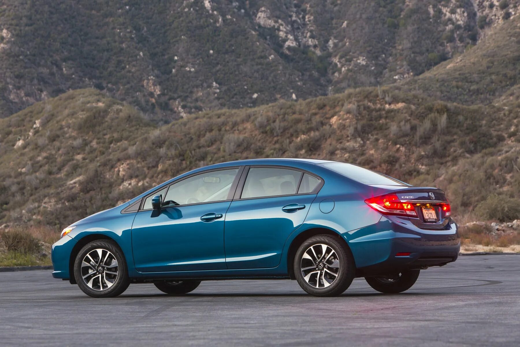 Honda civic 2015. Honda Civic 2015 седан. Хонда Цивик 2015 седан. Honda Civic 2014 седан.