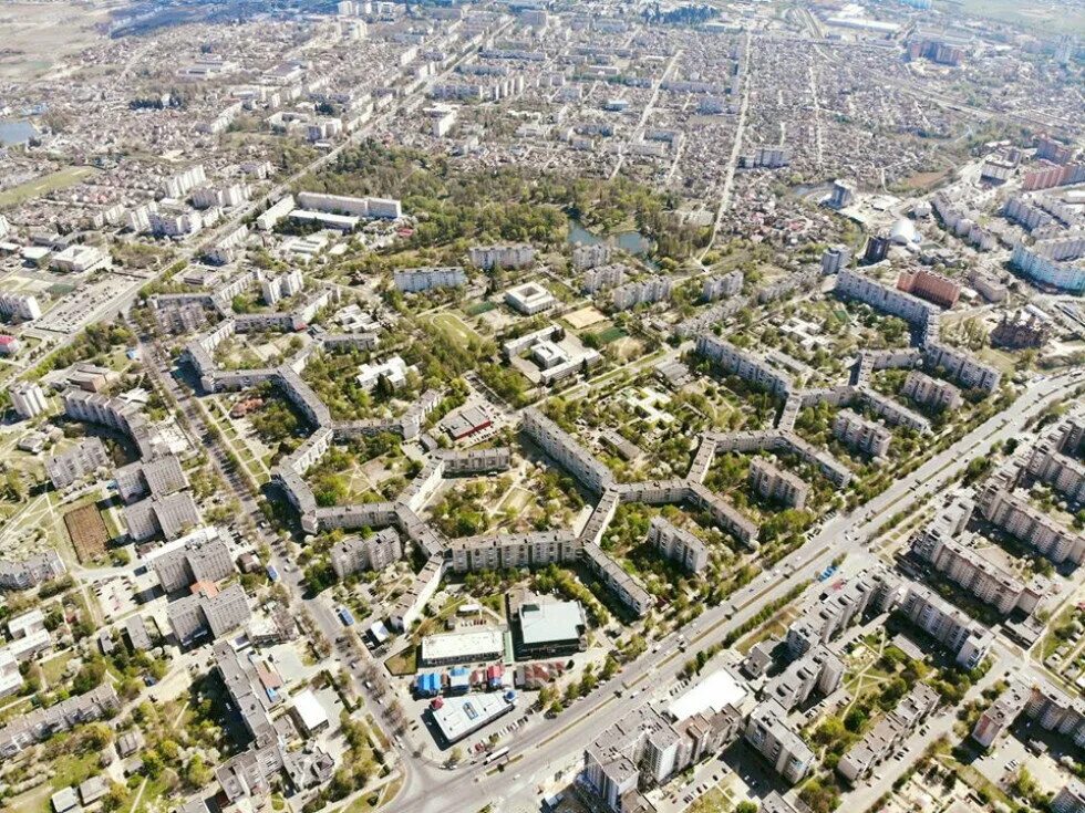 Дом архитектора луцк. Дом голованя луцк. Самый длинный дом в украине луцк. Дом луцк. Самый длинный дом в мире луцк.