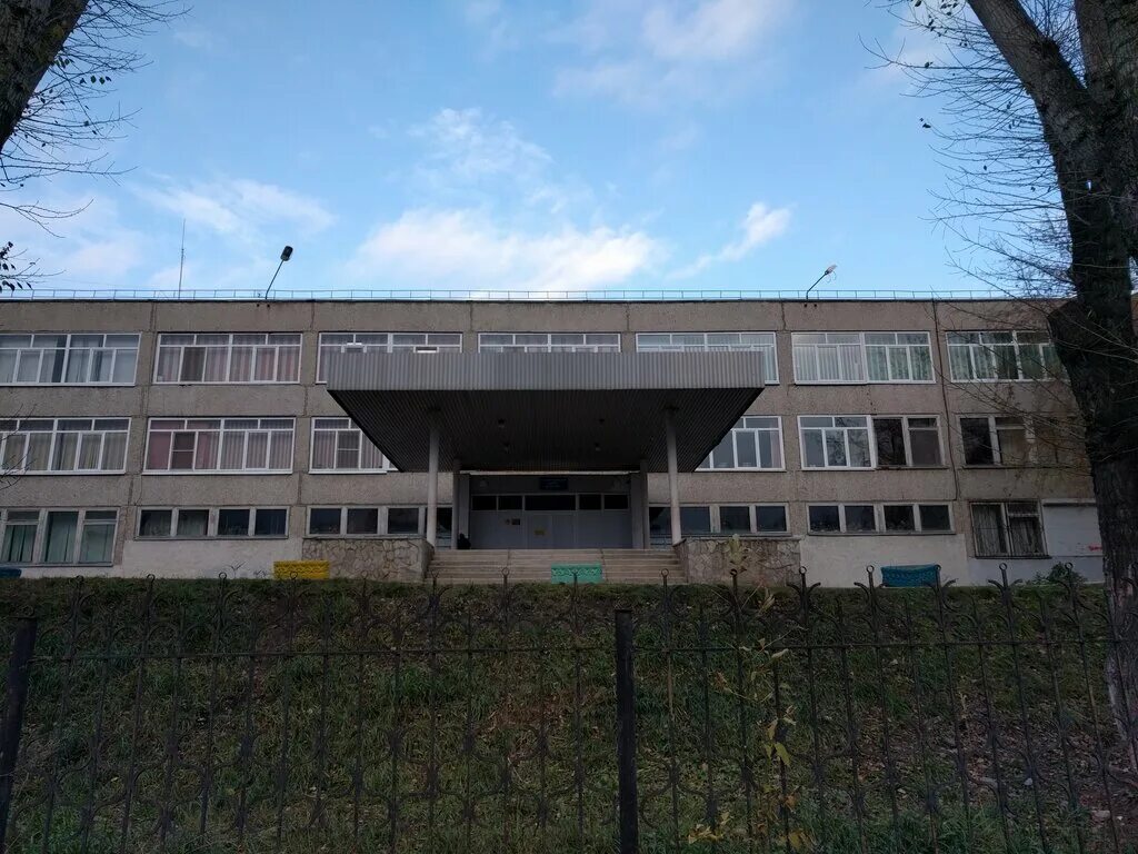 школа 208 минск. 6 школа екб. гражданская 6 екатеринбург. 208 школа красносельского района на добровольце. школа 208 екатеринбург.
