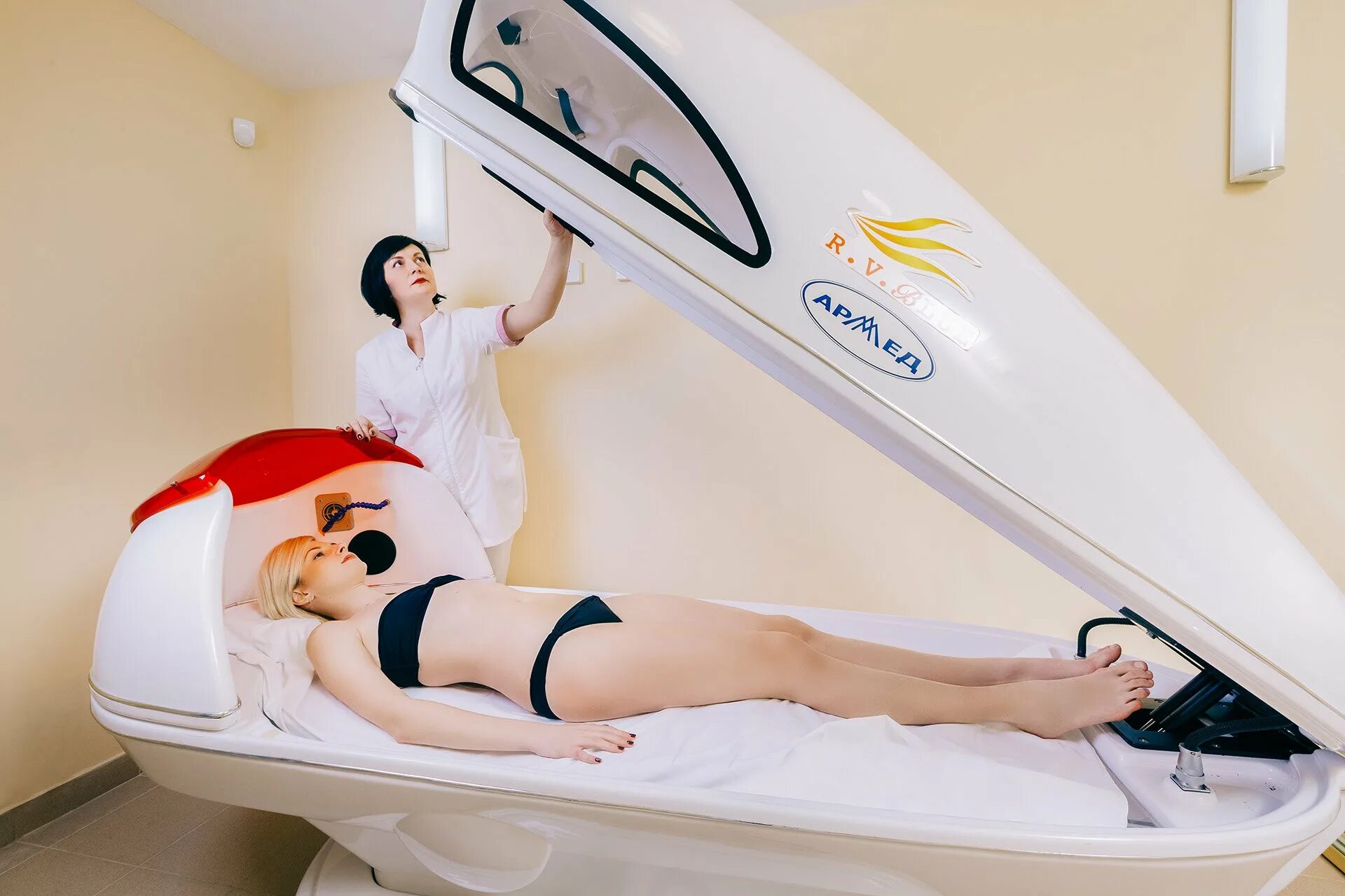 Физиотерапия сочи. Санаторий автомобилист сочи. Санаторий металлург санаторий. Аппарат прессотерапии gt-9102. Прессотерапия аппаратный лимфодренажный массаж.