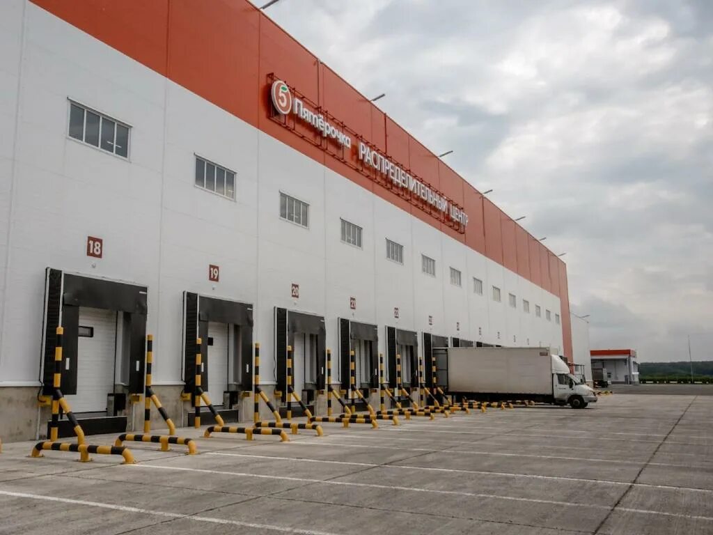 Распределительный центр склад. Тандер тула рц. Распределительный центр x5 retail group. Рц кстово х5. Сц рц курск.
