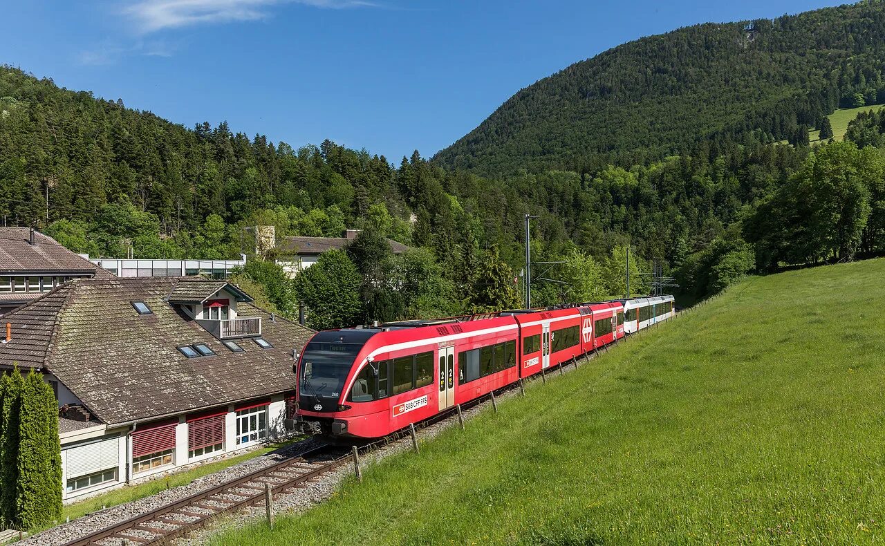 Br 430 train. Zug fahren. Zug fahren. Railways as mode of transport. Zug fahren.