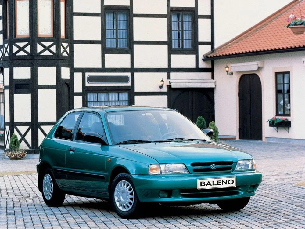 Сузуки первого поколения. Сузуки Балено 1995. Suzuki Baleno 1 поколение. Suzuki Baleno 1998 хэтчбек. Сузуки Балено 1996 седан.