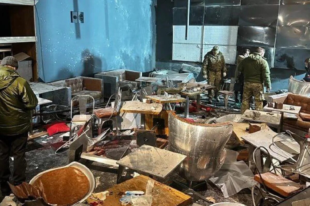 Теракт в Санкт Петербурге. Взрыв в кафе в Санкт-Петербурге. Смерть мясникова при теракте