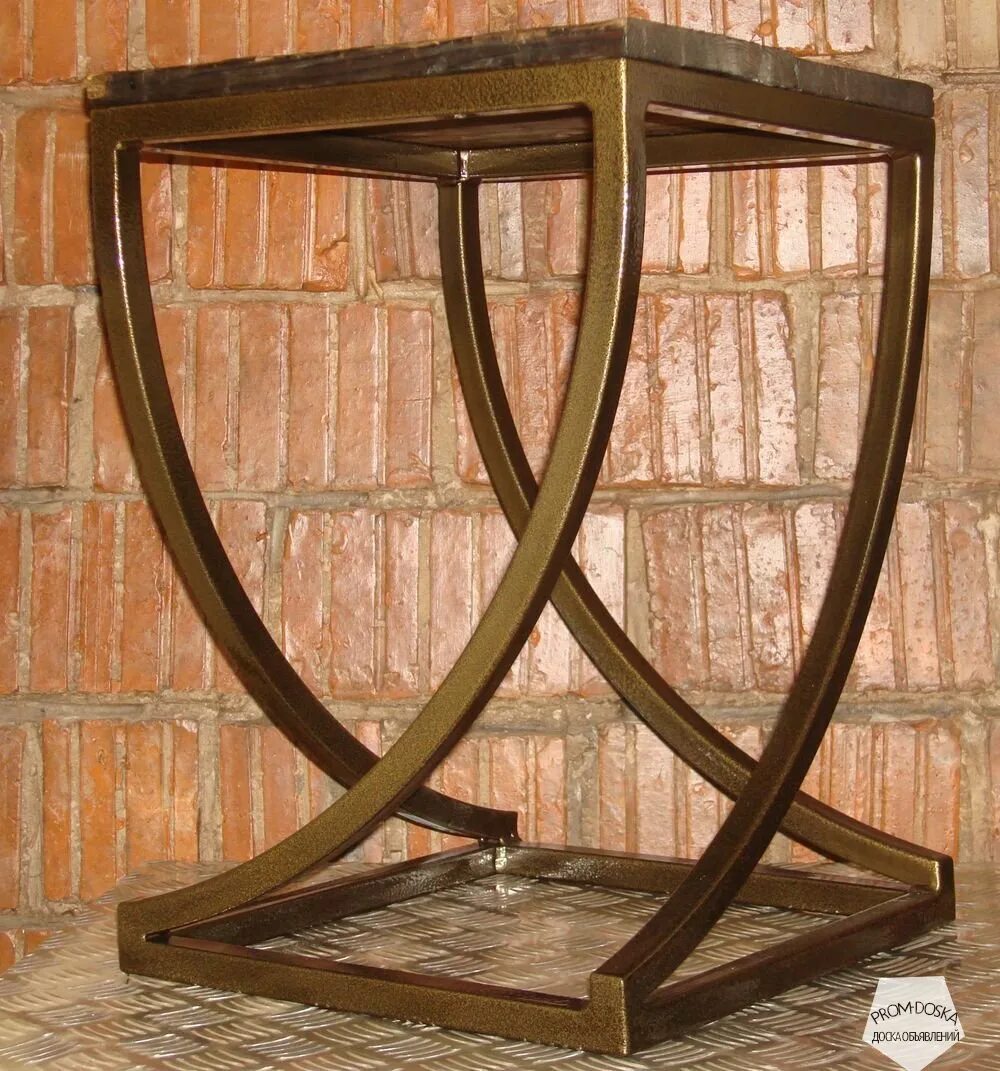 Стулья из металла и дерева. Дерево из профтрубы. Вешалка rosenberg напольная бг. Мебель лофт из трубы 20х40. Дерево из профтрубы.