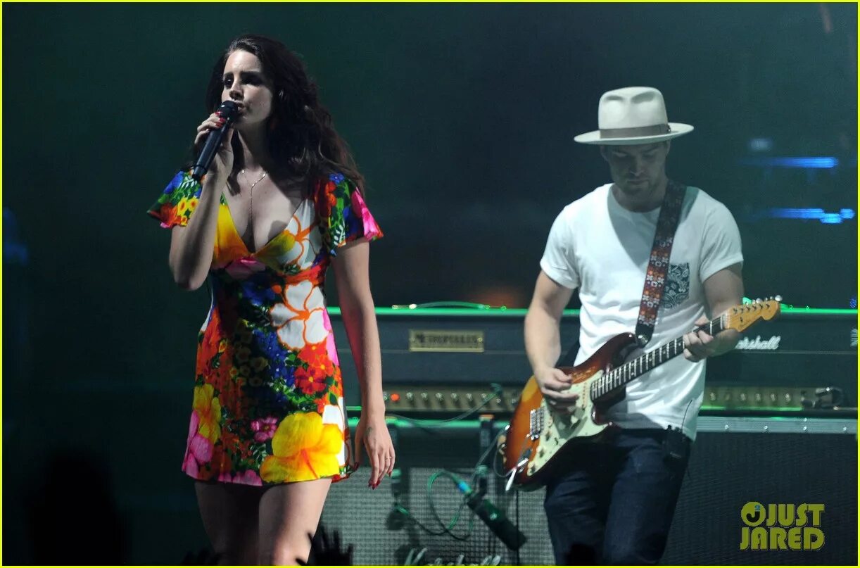 Coachella lana del. Coachella lana del. Коачелла фестиваль 2023. Coachella lana del. Coachella lana del.