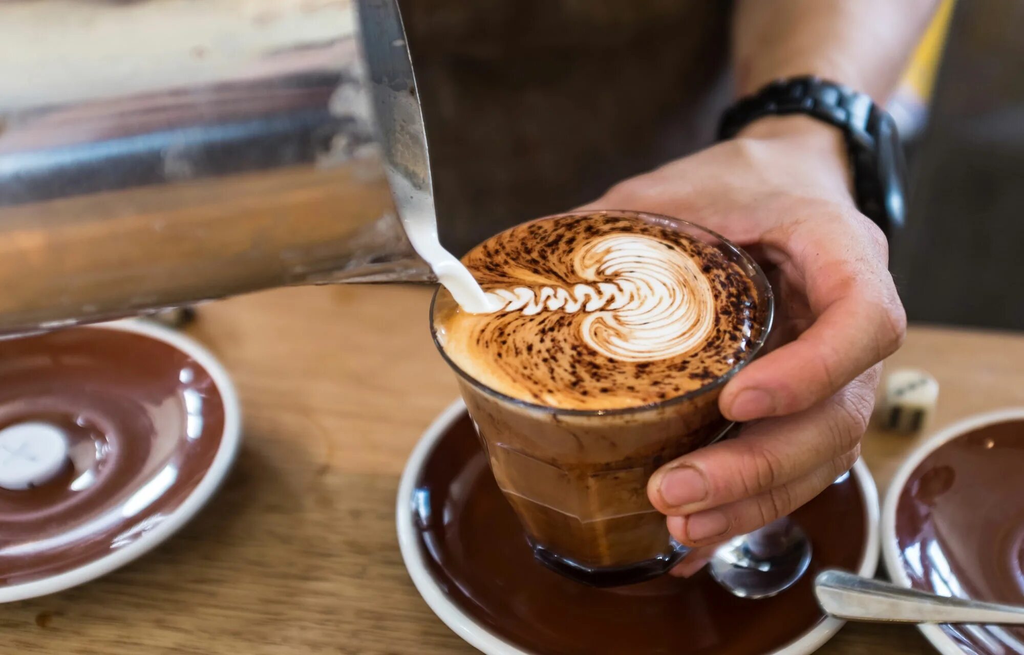 Эспрессо эспрессо бариста. Вкусное кофе ошибка. Завтрак с кофе. Кофе не растворяется в турке. Кофе рецепты приготовления.