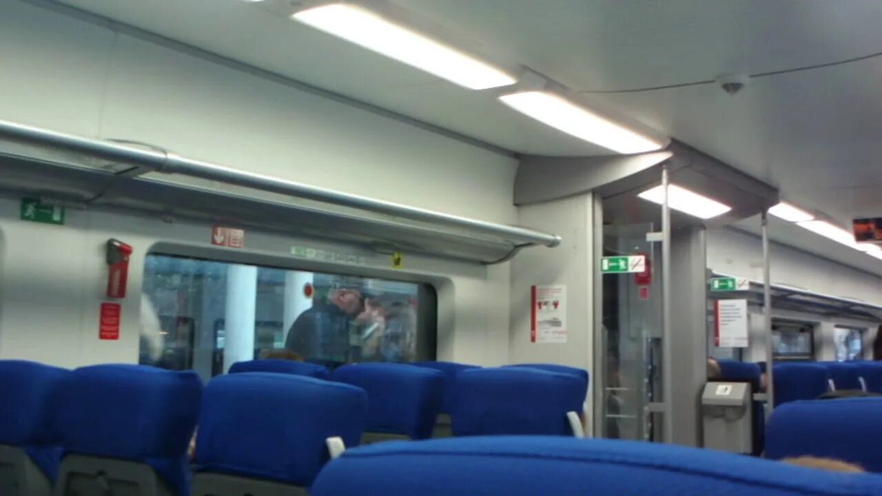 Мцк магадан. Ласточка мцк. ласточка мцк внутри. usb в ласточке мцк. поездка на мцк ласточка.