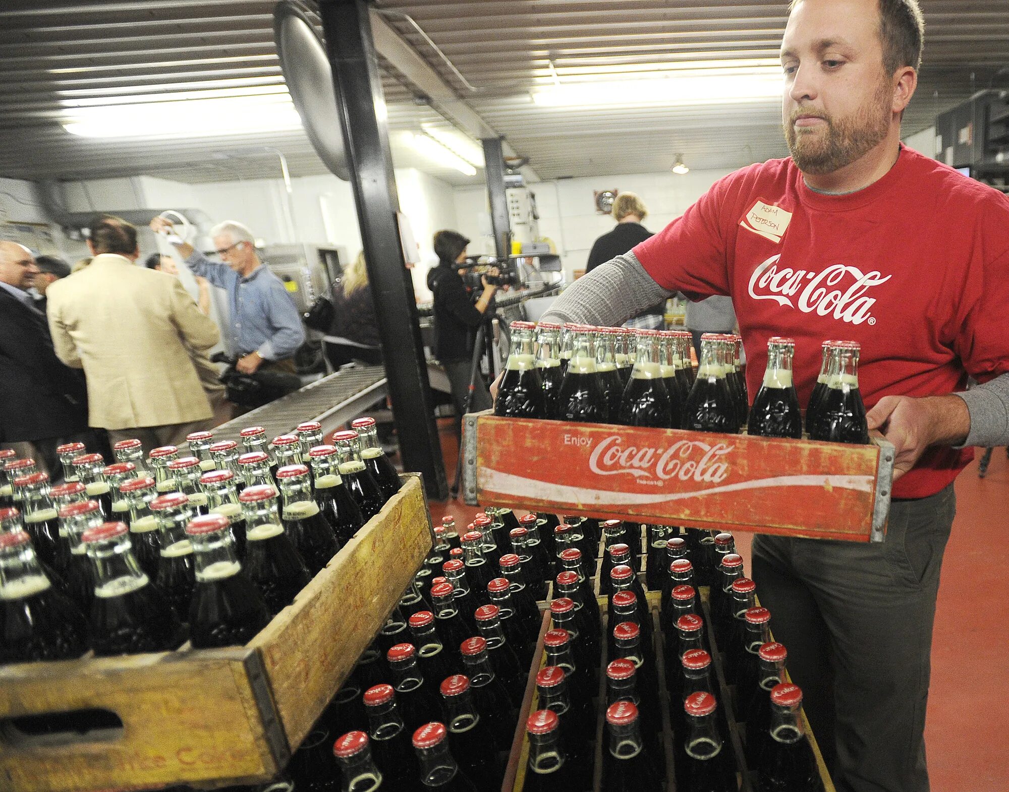 Вакансии завода кока колы. Завод кока кола ташкент. Coca cola завод. Завод кока-кола в москве. Вакансии завода кока колы.
