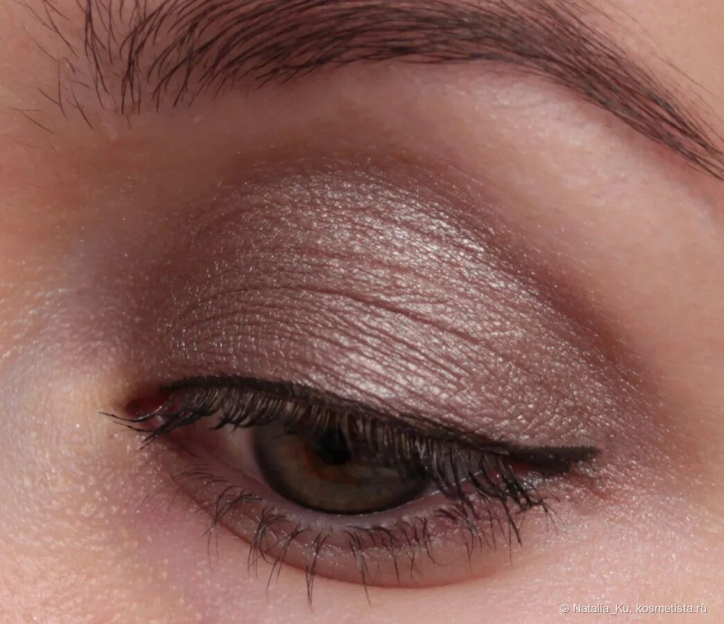 Цвет волос тауп. Тени тауп. Тауп диор. Тени цвета тауп. Перламутровые коричневые тени.