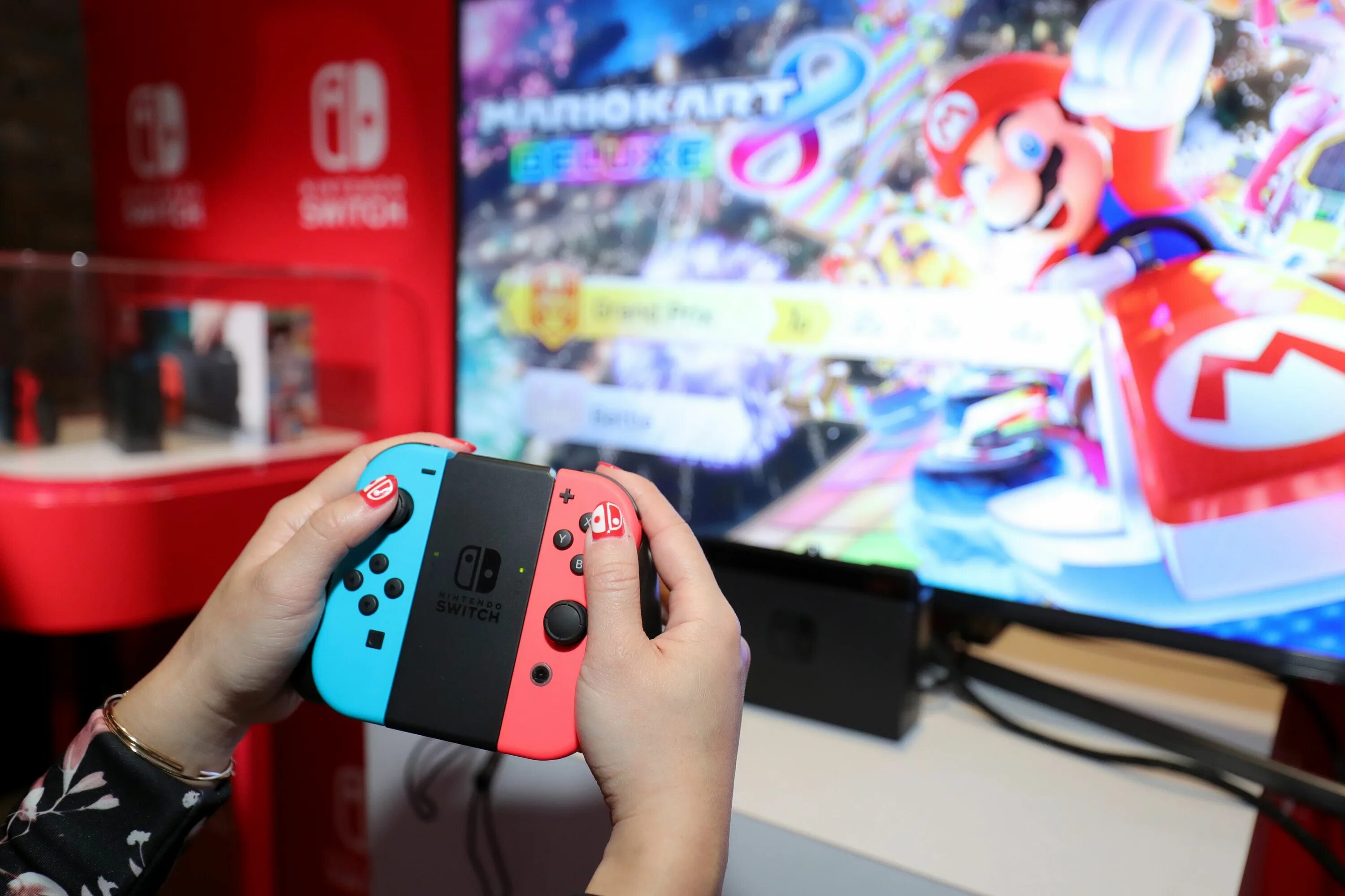 Switch to gaming. Нинтендо свитч. Nintendo Switch коммутатор. Sony Nintendo Switch. Nintendo Switch Nintendo.