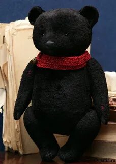 Черно плюшевая