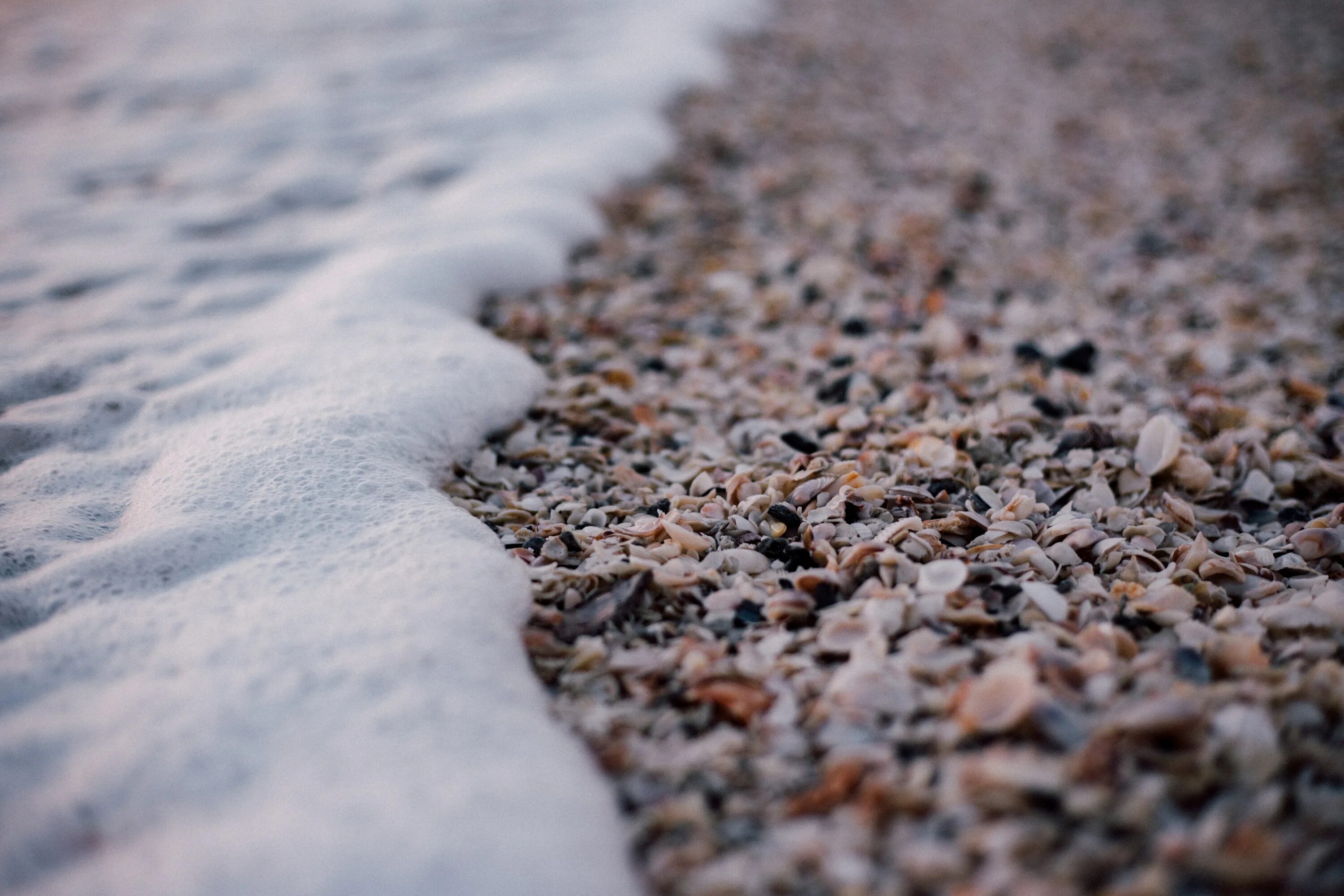 Песок с Галькой. Пляж галька. Крупный песок. Песок с гравием и Галькой. Усеянном гальками