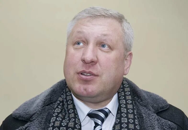 Двораковский вячеслав викторович с женой. Плохой мэр. Плохой мэр. Игорь владимирович левин петрозаводск. Александр авдеев саяногорск.