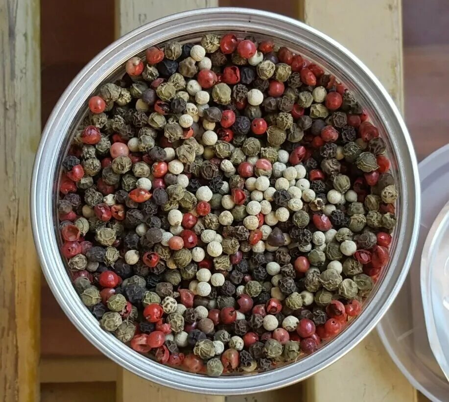 смесь 4 перцев горошком. смесь 4 перцев горошком. перец горошком ассорти. смесь 4 перца горошком. смесь 4 перца kotanyi.