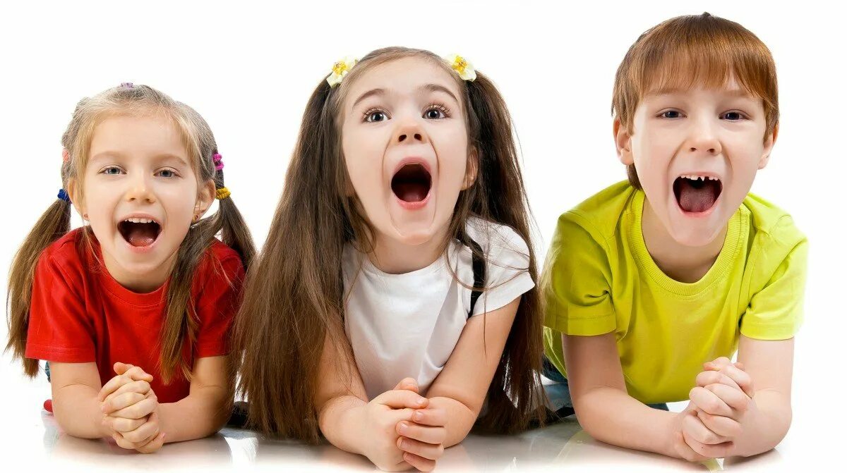 Дети разных возрастов. Дети смеются. Речь ребенка. Логопедия для детей. Неправильно говорят дети