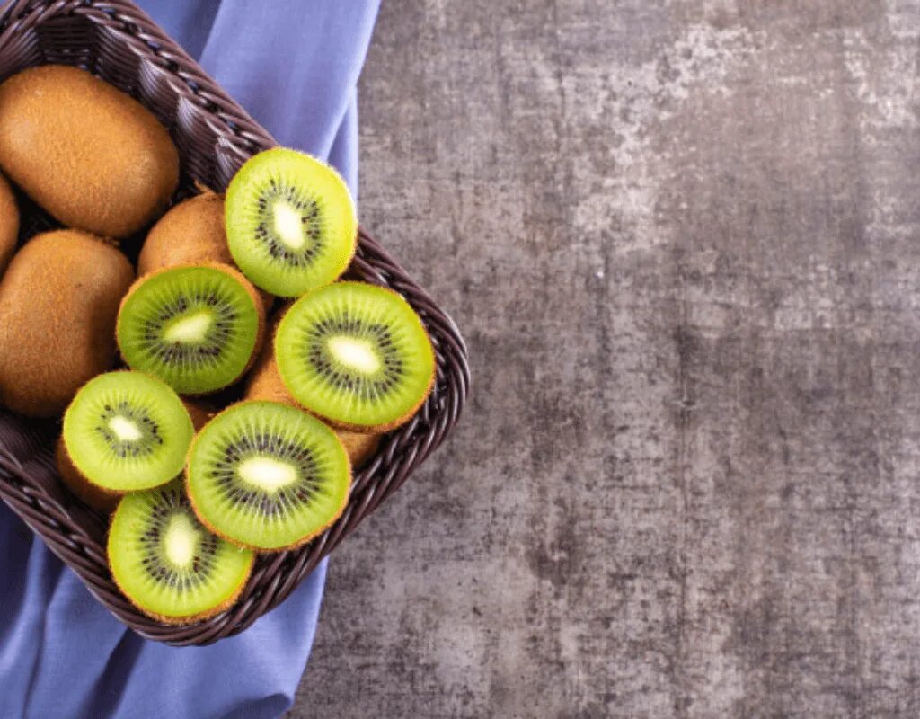 Хранение яблок в полиэтиленовых пакетах. Овощи и фрукты в рационе. Сохранение фруктов. Овощи. Фрукты в холодильнике.