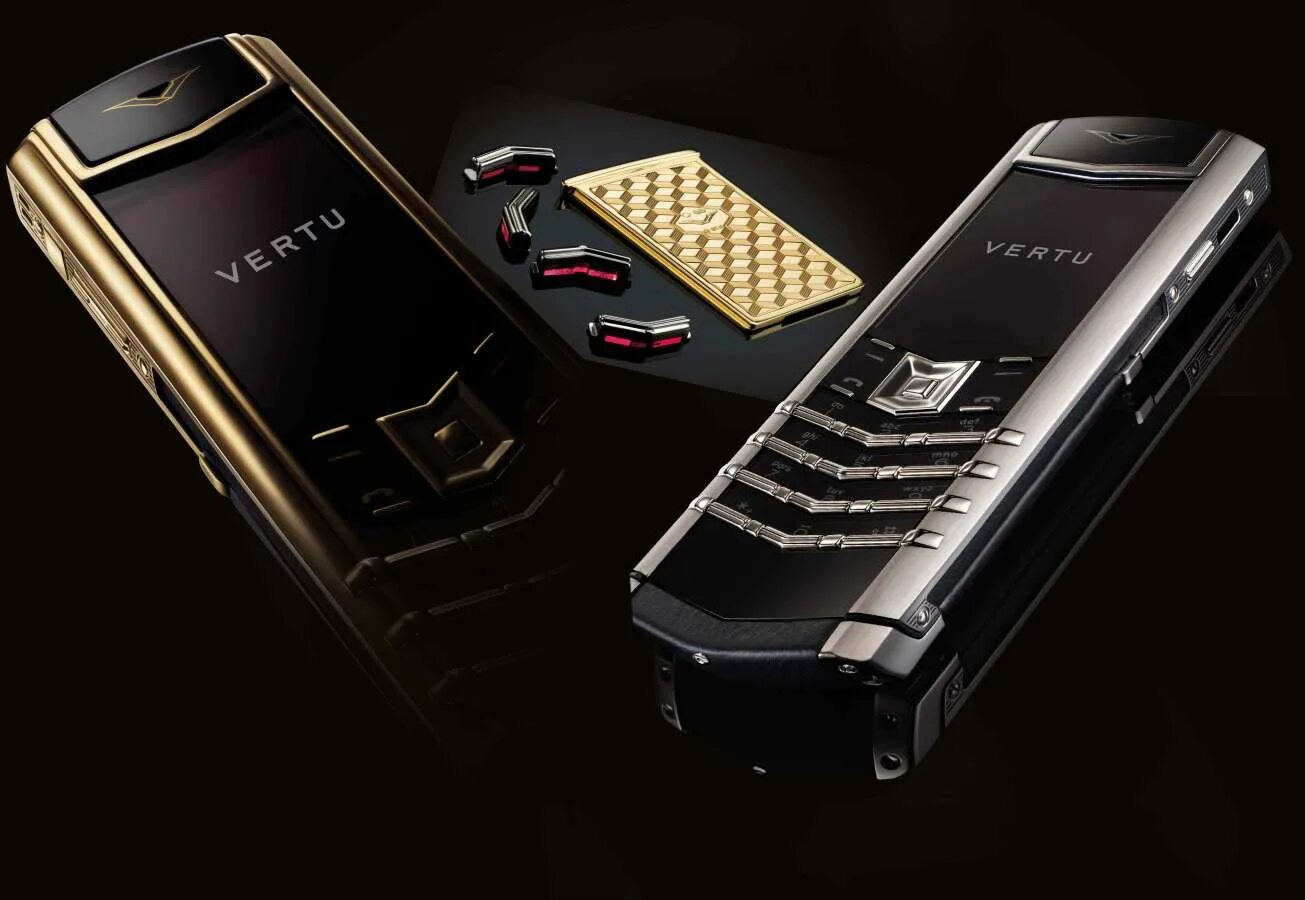самый дорогой сотовый телефон. Vertu 520r. верту голд модель 2008. Black diamond vipn smartphone. Mobiado professional производитель.