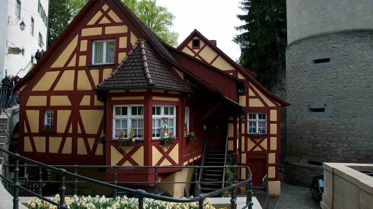 Немецкие деревенские домики. Germany house. Germany house. Фахверковая архитектура чехии. Германские домик в деревне.