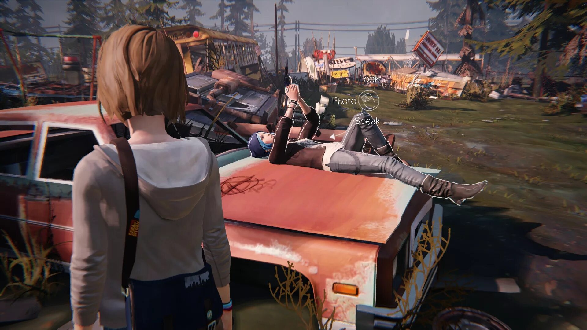 Life is strange системные. Life is Strange геймплей. Лайф ИС Стрендж свалка. Лайф ИС Стрендж 1 геймплей. Life is Strange 2 геймплей.