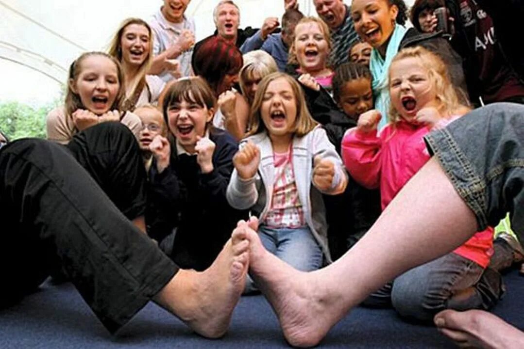 Борьба на пальцах ног. Тоурестлинг. Тоурестлинг в Великобритании.
