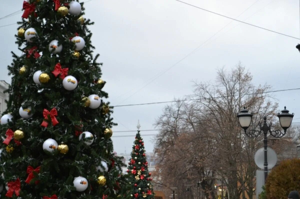 Погода на новый год в белгороде. Старый оскол украсили к новому году. Погода в белгороде на сегодня. Погода на новый год в белгороде. Погода в белгороде на неделю.