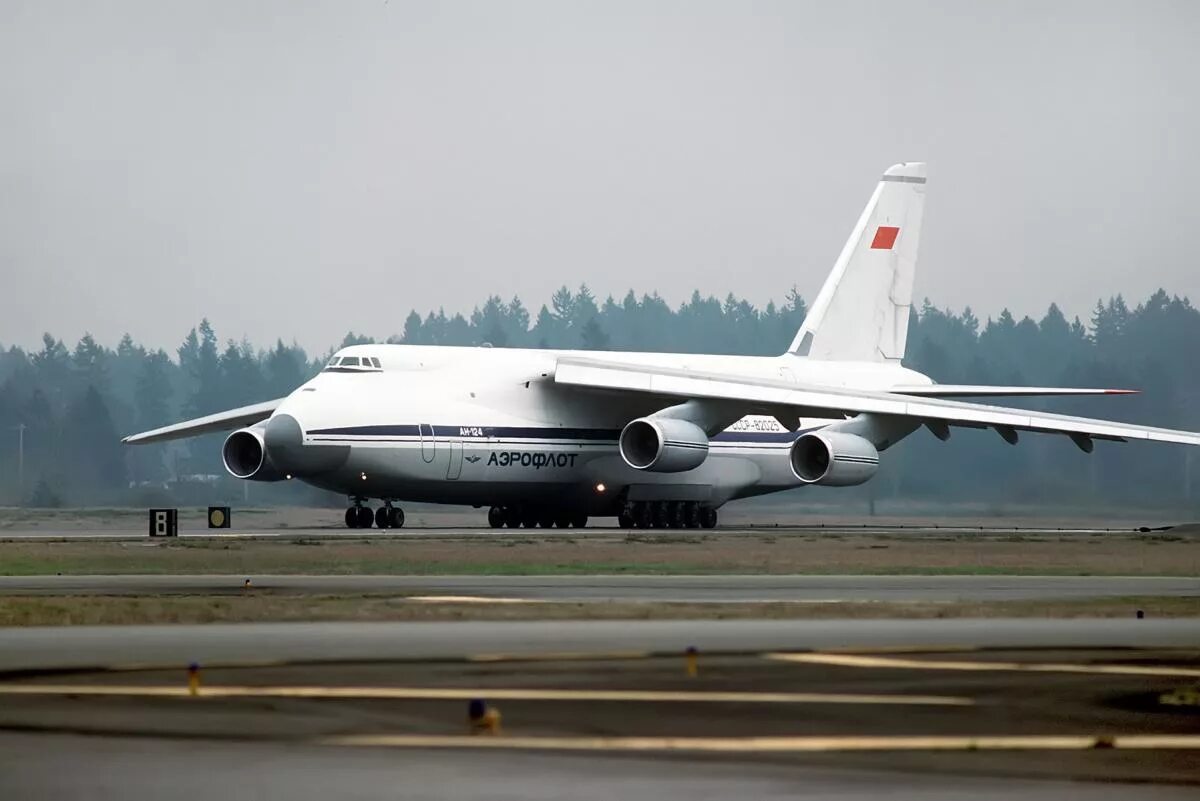 Первый полет российского самолета. АН-124 транспортный самолёт.