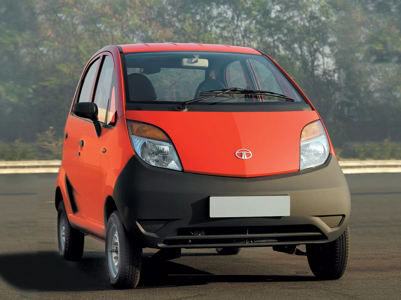 Тата та самая. Индийская машина tata nano. tata nano 2008. тата индия авто. tata nano 2009.