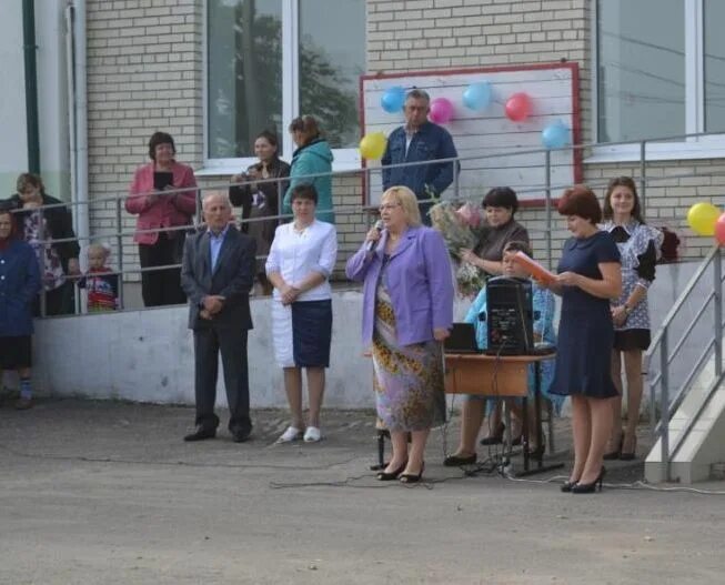 Ильмино никольского. С Ильмино Никольского района Пензенской области. Администрация Никольского района. Школа Маис Никольского района. Ильмино Пензенская область школа.