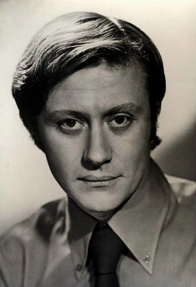 5 советских артистов. Андрей миронов 1987. Андрей миронов в молодости. Ростислав янковский. Леонид куравлёв актёры ссср.