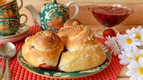 Булки с чаем
