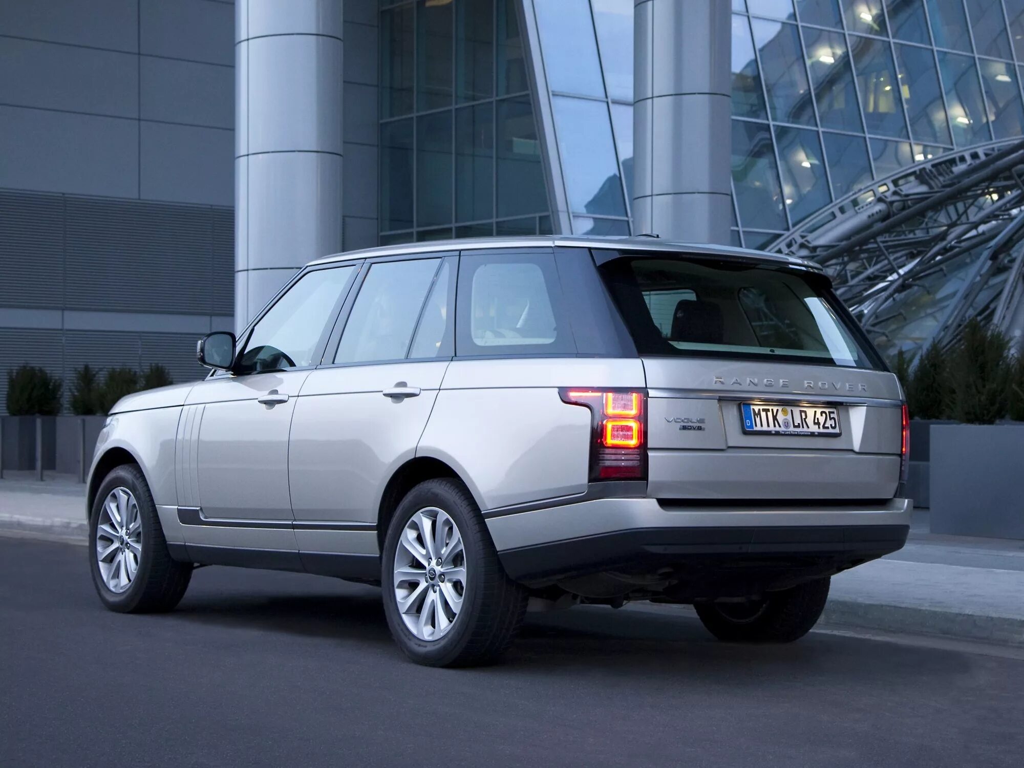 Рендж ровер 2008 4. 4. Land rover range rover 4 рестайлинг. 4. 4.
