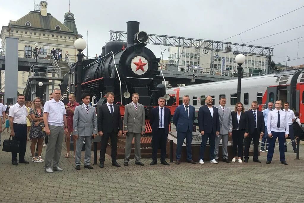 Электричка владивосток спасск дальний сегодня. Электричка спасск-дальний владивосток. поезд владивосток. новая электричка владивосток. поезд владивосток спасск.
